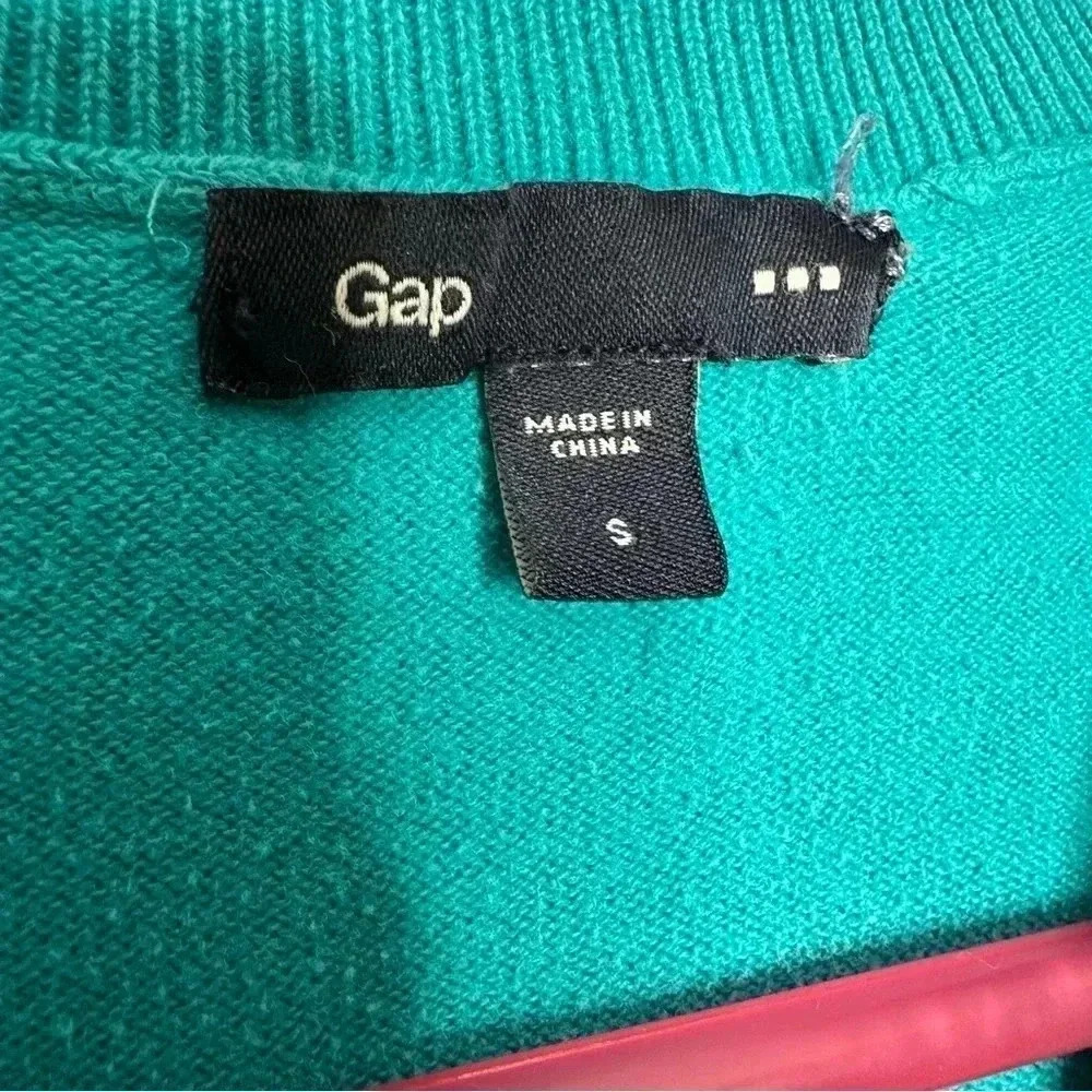GAP Factory Cardigan 3/4  Length Sleeves Blue Size Small - Picture 8 of 16